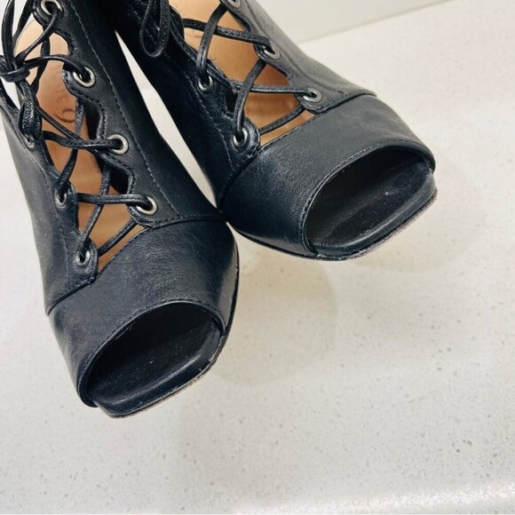 Boutique 9 Lace Up Heels Wood Block Wedge Black Leather Boho Peep Toe Sz 6.5  M - Picture 12 of 14